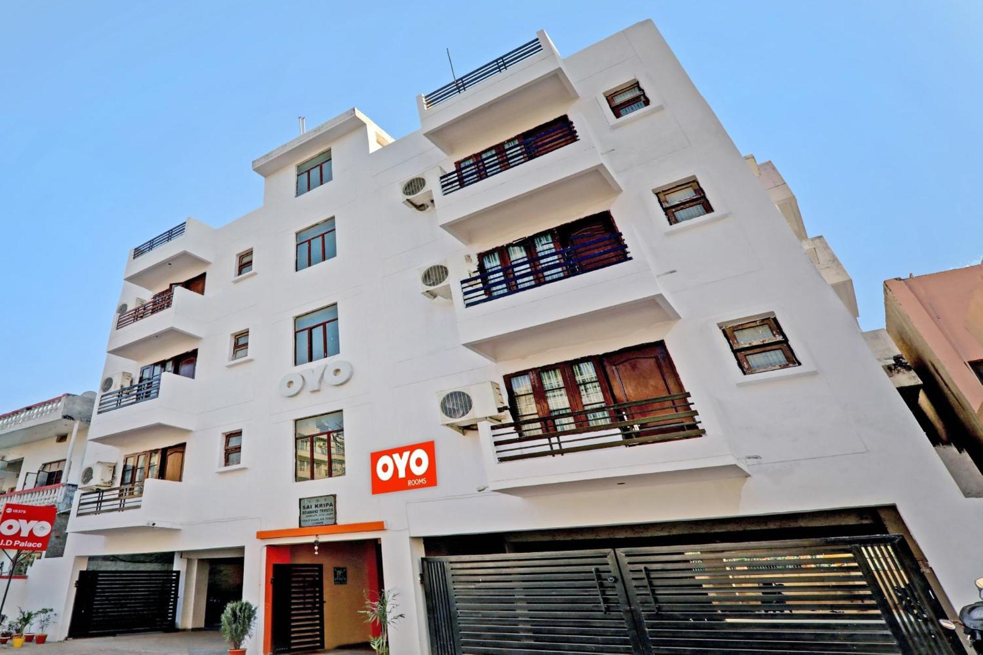 Hotel O J.D Palace Chinhat Bagian luar foto